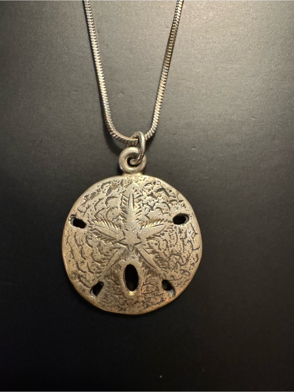 Silver Tone Sand Dollar Pendant Necklace 18”